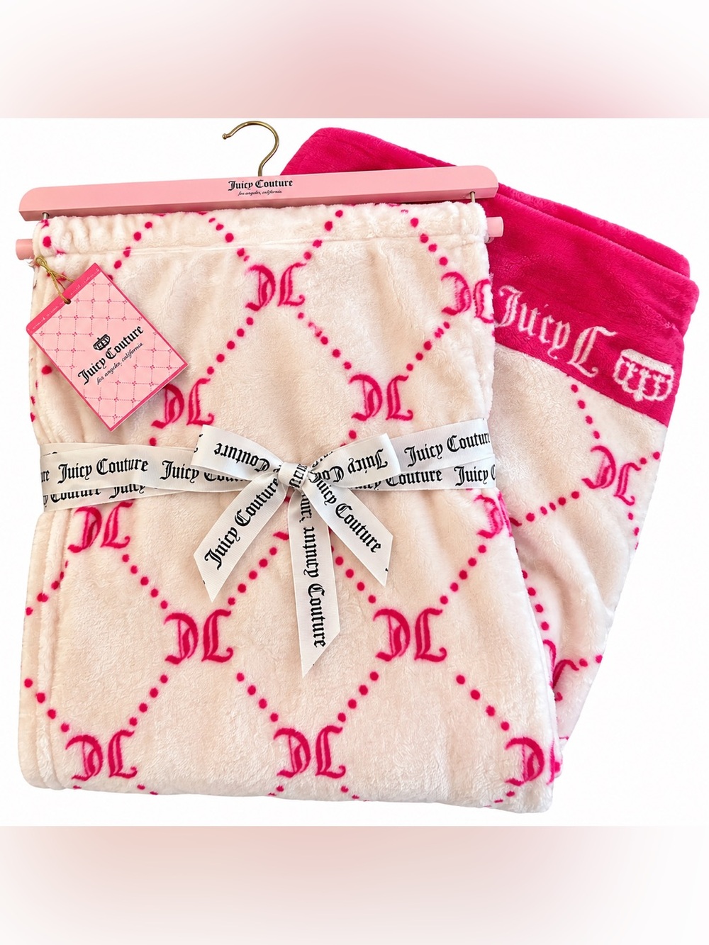 Juicy Couture Plush Throw 50” x 70”